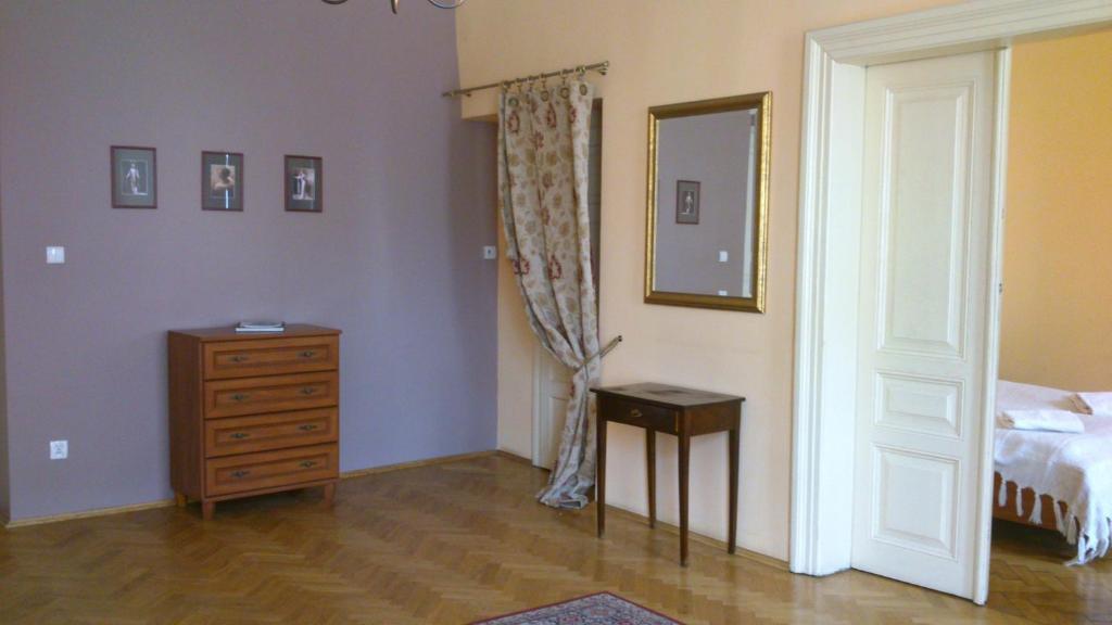 Apartamenty Muzyczny Krasków Eksteriør bilde